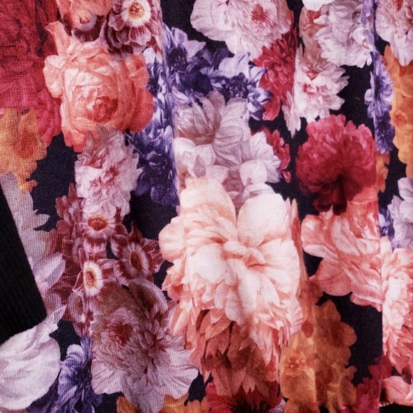 Floral Dolman Sleeve* Semi Crop *Sz XL* - Picture 3 of 7